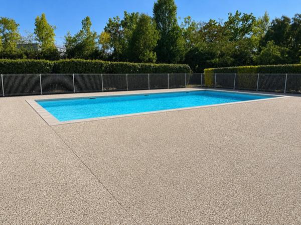 Appt Bruges 40 m² balcon + parking