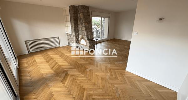Location Maison 5 pièces 167.35 m² - Bourg-lès-valence 26500