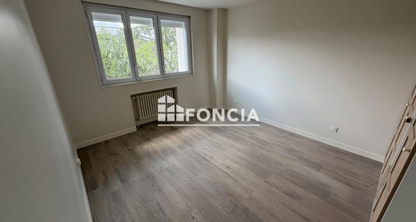 Location Maison 5 pièces 167.35 m² - Bourg-lès-valence 26500