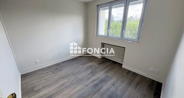 Location Maison 5 pièces 167.35 m² - Bourg-lès-valence 26500