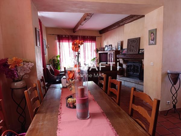 Grande maison trois chambres