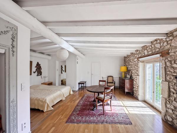 Maison Chateaurenard 7 pièce(s) 457 m2