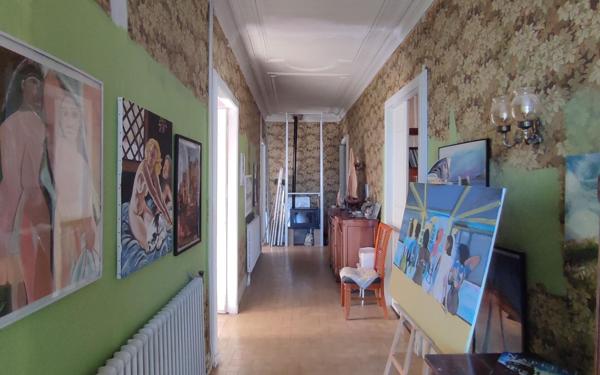 Maison à vendre    8 pièces •  Pouzolles