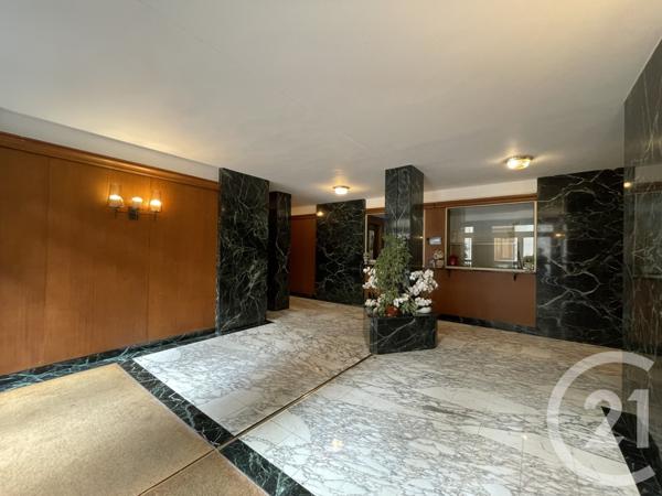 Appartement F2 à vendre  2 pièces - 50,37 m2 PARIS - 75016