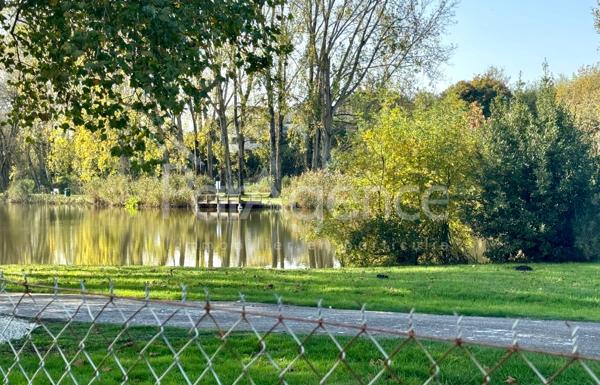 Maison de plain-pied Vue sur le lac Royan Métairie