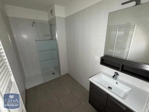 Appartement à louer 2 pièces 41.8m²