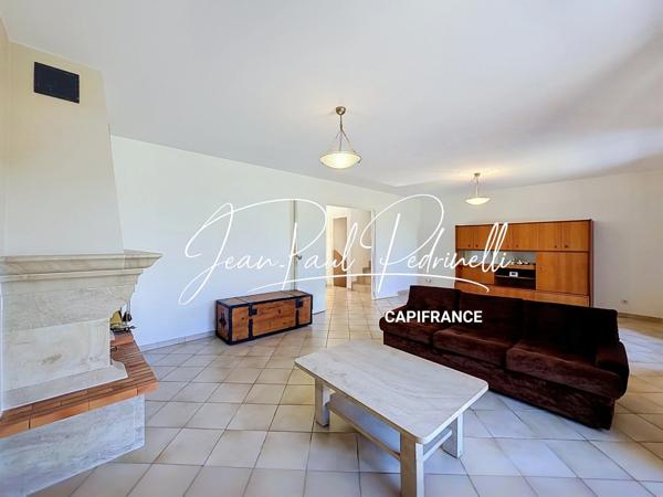 CALUIRE-ET-CUIRE – Cœur Vassieux – Villa 101 m² habitables + 115 m² Hors Carrez (double garage et annexe) – Terrain plat 770 M²  piscinable