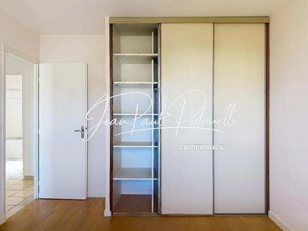 CALUIRE-ET-CUIRE – Cœur Vassieux – Villa 101 m² habitables + 115 m² Hors Carrez (double garage et annexe) – Terrain plat 770 M²  piscinable