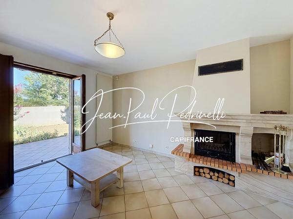CALUIRE-ET-CUIRE – Cœur Vassieux – Villa 101 m² habitables + 115 m² Hors Carrez (double garage et annexe) – Terrain plat 770 M²  piscinable