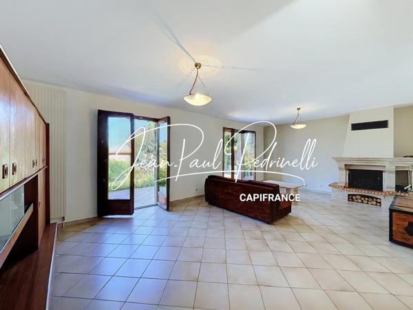 CALUIRE-ET-CUIRE – Cœur Vassieux – Villa 101 m² habitables + 115 m² Hors Carrez (double garage et annexe) – Terrain plat 770 M²  piscinable