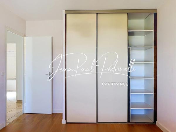CALUIRE-ET-CUIRE – Cœur Vassieux – Villa 101 m² habitables + 115 m² Hors Carrez (double garage et annexe) – Terrain plat 770 M²  piscinable
