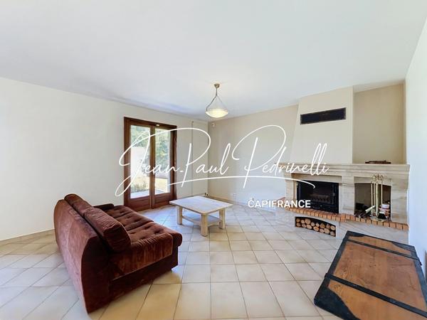 CALUIRE-ET-CUIRE – Cœur Vassieux – Villa 101 m² habitables + 115 m² Hors Carrez (double garage et annexe) – Terrain plat 770 M²  piscinable