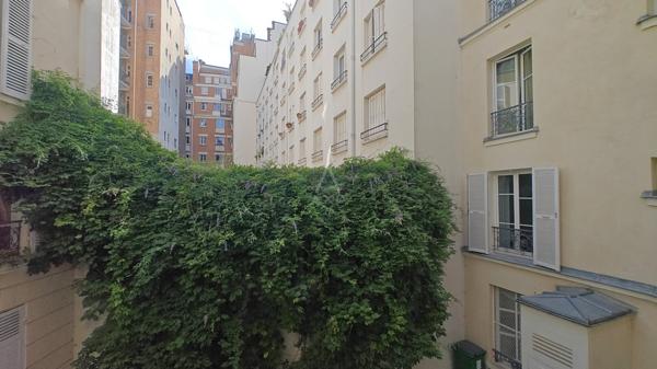 Paris 15e – Avenue de Lowendal - 3 pièces au calme entre Invalides et Champ-de-Mars