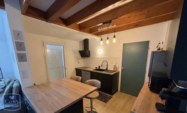 Maison à louer 3 pièces 79.95m² Sèvres-Anxaumont (86800)