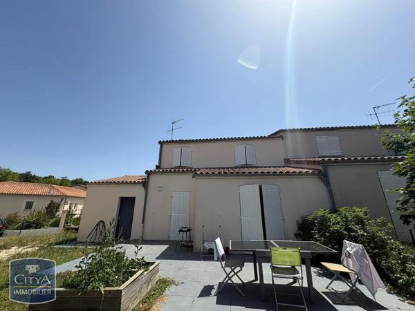 Maison à louer 3 pièces 79.95m² Sèvres-Anxaumont (86800)
