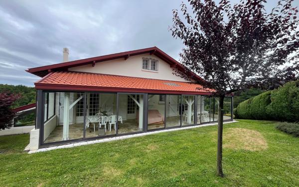 Maison à vendre    6 pièces • 180 m2 Mouguerre