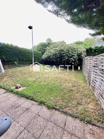 Pavillon avec petit terrain