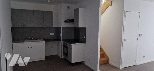 Pavillon de 2021 avec jardin et garage