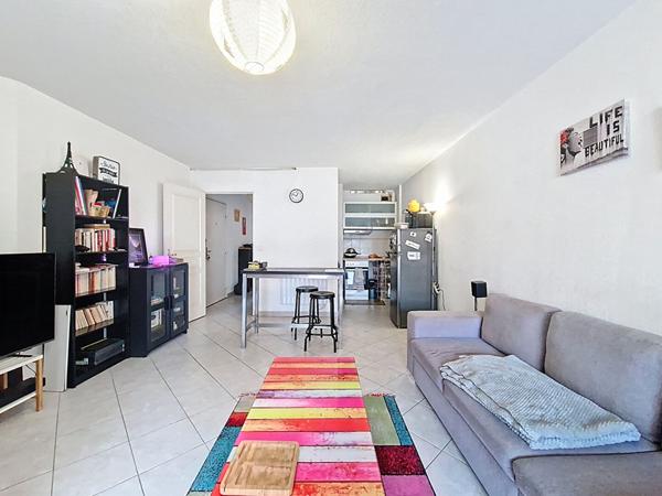 Appartement Marseille 2 pièce(s) 48.87 m2