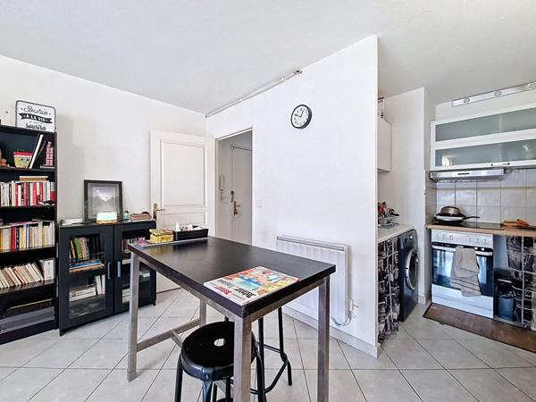 Appartement Marseille 2 pièce(s) 48.87 m2