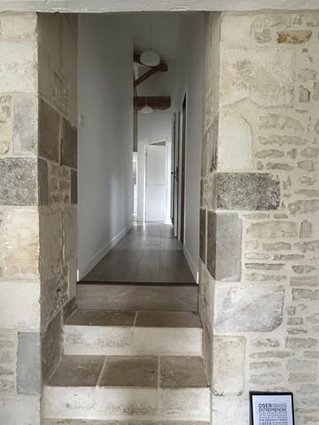 Ancienne - 9 pièces - 250 m²