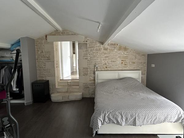 Ancienne - 9 pièces - 250 m²