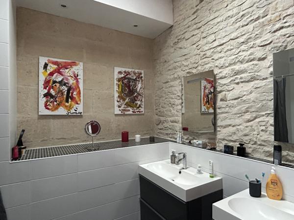 Ancienne - 9 pièces - 250 m²