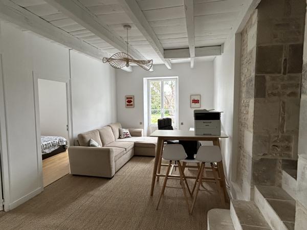 Ancienne - 9 pièces - 250 m²