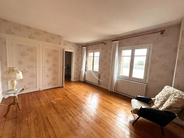 Maison Saintes - Rive Gauche - 5 pièces 105m2