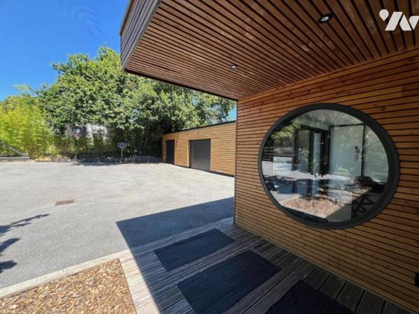 Maison d'architecte avec piscine 