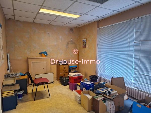 Bureau à vendre 6 pièces de 91 m²