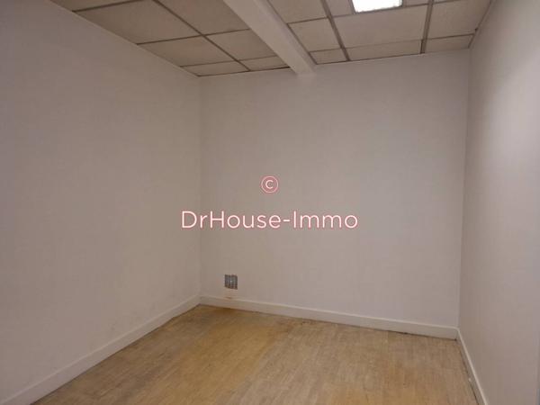 Bureau à vendre 6 pièces de 91 m²