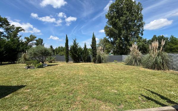 Maison à vendre    5 pièces •  Soues