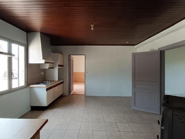 Maison à SAVIGNY-EN-REVERMONT, 71580 - 4 pièces 75m²