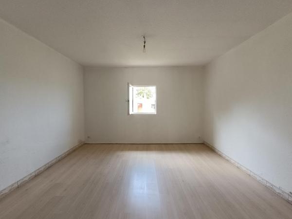 Maison à SAVIGNY-EN-REVERMONT, 71580 - 4 pièces 75m²