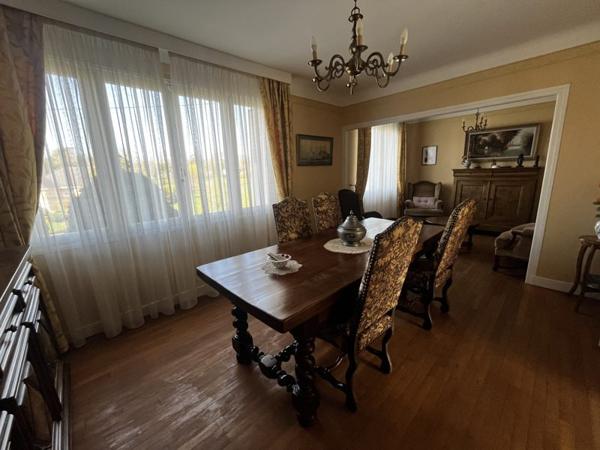 Maison à vendre |  Saint-Pantaléon-de-Larche |  5 pièces | 115 m²