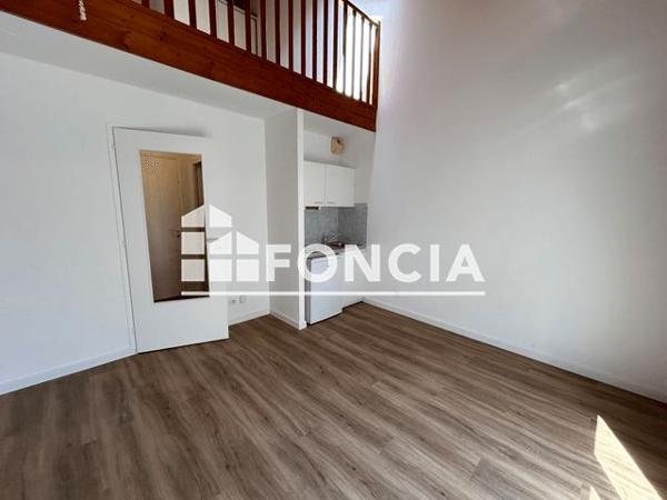 Location Appartement 2 pièces 39.1 m² - 14 RUE LAFARGUE La Roche Sur Yon 85000