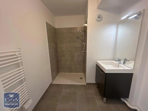 Appartement à louer 3 pièces 61.58m² Notre-Dame-de-Bondeville (76960)