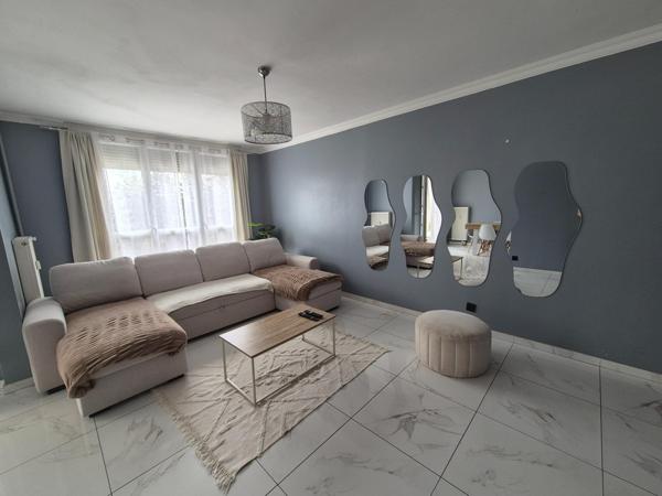 Appartement à VILLARS, 42390 - 4 pièces 80m²