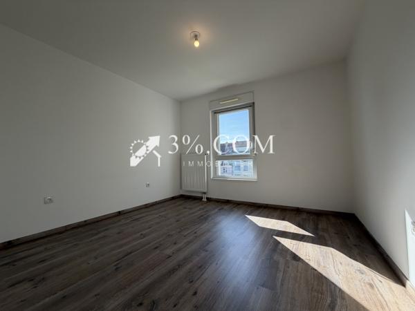 Appartement
                                                                                                                                                                                                                                                                                                                        3 pièce(s)                                                                                                                                                                                                          2 chambre(s)                                                                                                                                                                                                          61.5  m²