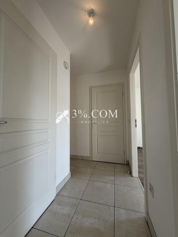 Appartement
                                                                                                                                                                                                                                                                                                                        3 pièce(s)                                                                                                                                                                                                          2 chambre(s)                                                                                                                                                                                                          61.5  m²