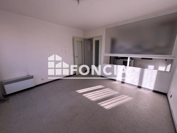 Location Appartement 2 pièces 37.22 m² - 7 IMPASSE SOLFERINO Marseille 13003
