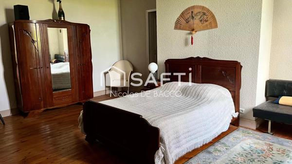 demeure restauré avec gîte au porte de casteljaloux