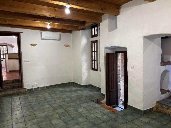 Appartement à louer aux Vans (07140)