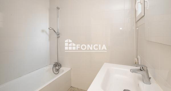 À vendre Appartement 5 pièces 125.4 m² - Tournon-sur-rhône 07300