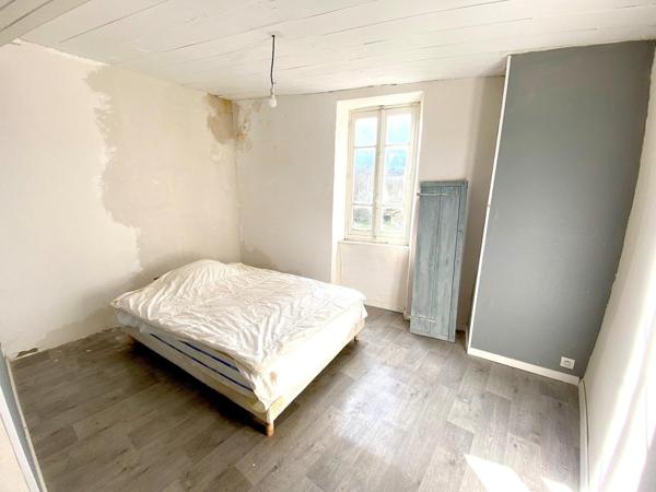 En exclusivité : maison avec jardin, à petit prix