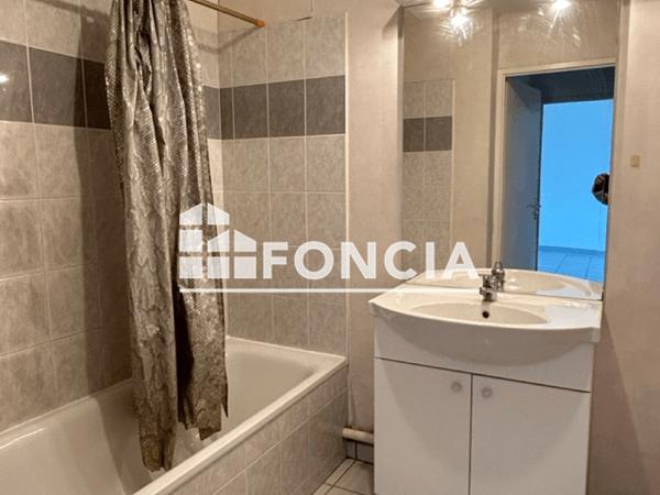 Location Appartement 3 pièces 54.79 m² - 26 RUE CHARLES LINDBERGH Limoges 87000