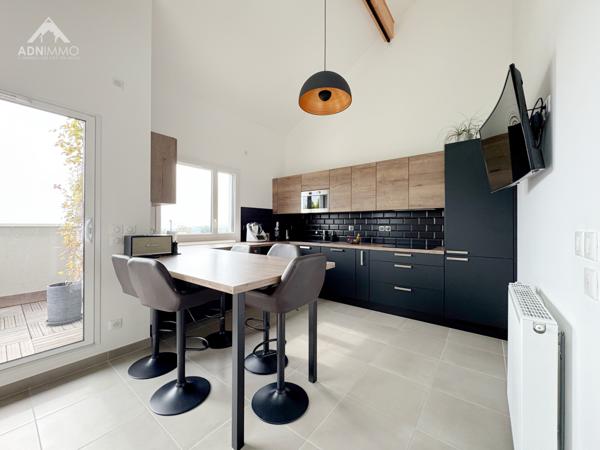 Péron (01630) Appartement Attique Duplex 3 Pièces 87 m2