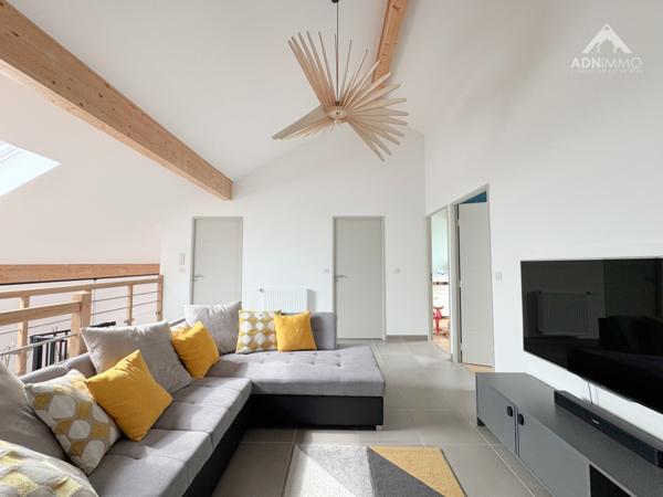 Péron (01630) Appartement Attique Duplex 3 Pièces 87 m2