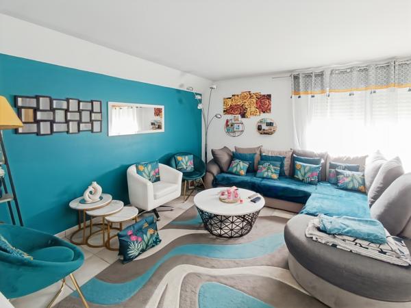 Maison
         7 pièces
        - 158 m² Bien prestige 447 000 € *